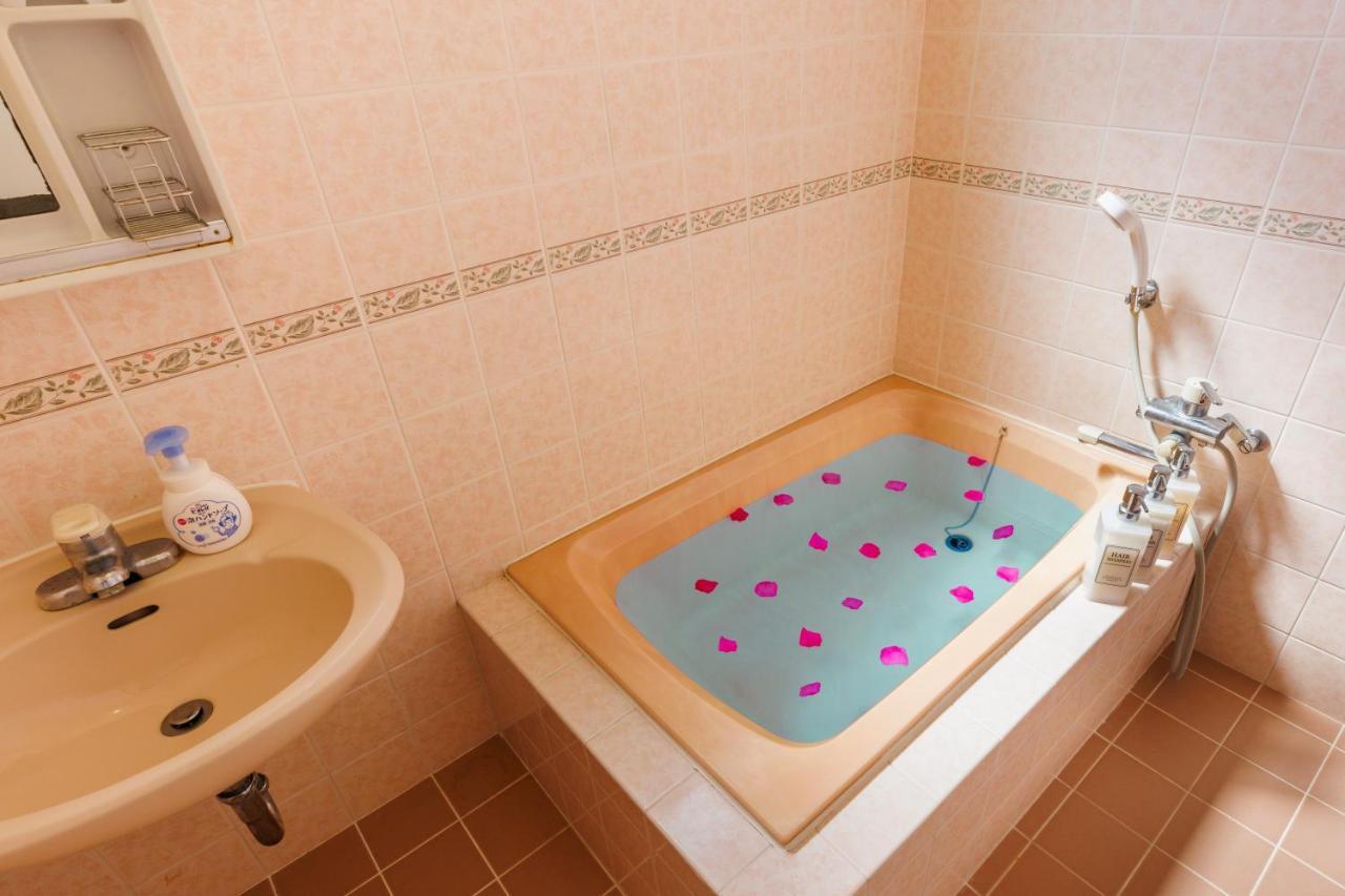 Naha Gajumaru Apartment Hotel 301 מראה חיצוני תמונה