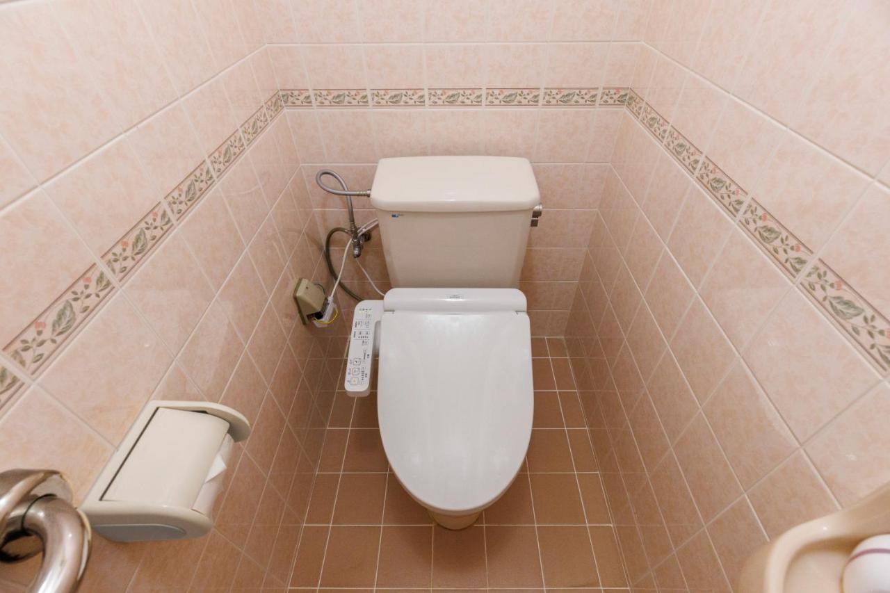 Naha Gajumaru Apartment Hotel 301 מראה חיצוני תמונה