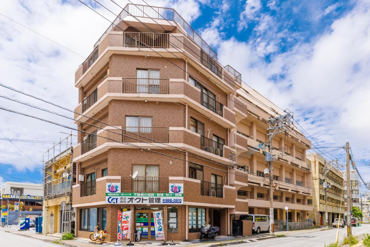 Naha Gajumaru Apartment Hotel 301 מראה חיצוני תמונה